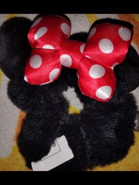 Kids' Minnie Mouse Red Polka Dot Black Plush Hair Scrunchie